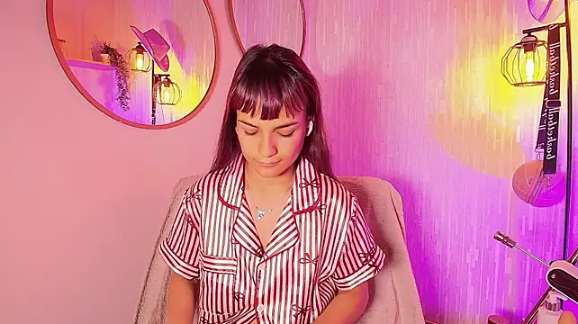 צ'אט XXX בשידור חי של Kitty_madness