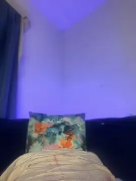 Mia_royal Chat XXX in diretta