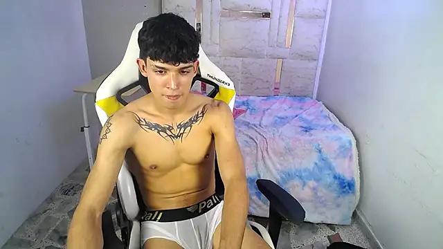 Liom_Gym Adlı Modelin Canlı XXX Sohbeti