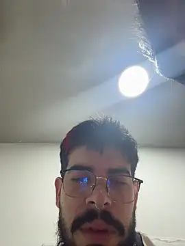 XXX chat uživo modela DomBoy_