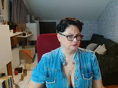 hellensweetsmile Live XXX-Chat