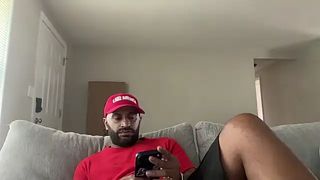 genghisadonis Chat XXX in diretta