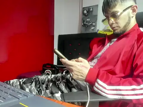 צ'אט XXX בשידור חי של mark_splinter09