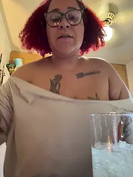 Živý XXX chat Juicyjordie