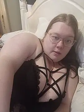 Chat XXX ao vivo de Sexycurvyemilyy