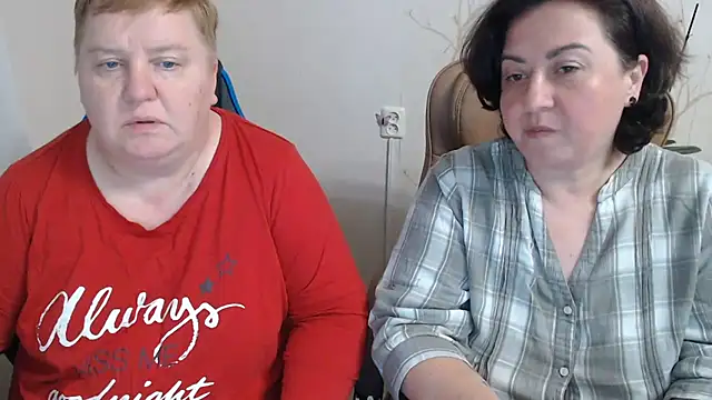 Show modela Lindy-Jeanie na web-kameri