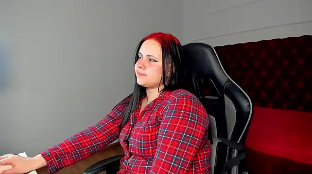 DaisyHarts XXX чат на живо