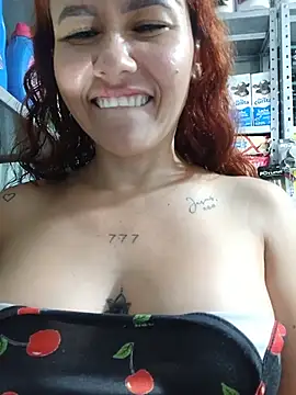 Queen_lorena's Live XXX Chat