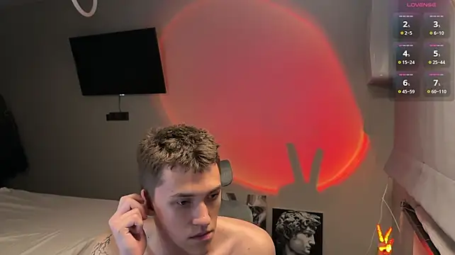 cronck52 élő XXX-chatje