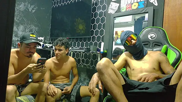 Sembang XXX Secara Langsung hotboys1924