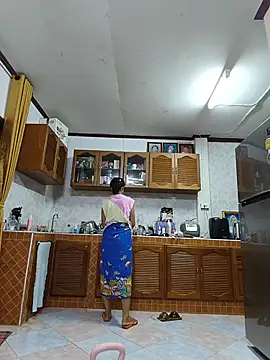 Mama_Eva_1 live XXX chat