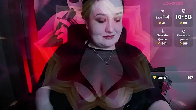 QueenOfHaze Live XXX-chat