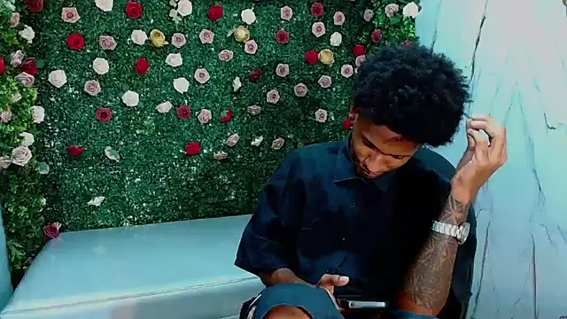 XXX chat uživo modela ManSant