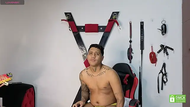 Chatroom XXX en direct de EliteBoysLive