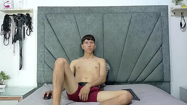 Sammy_OS Live XXX Chat