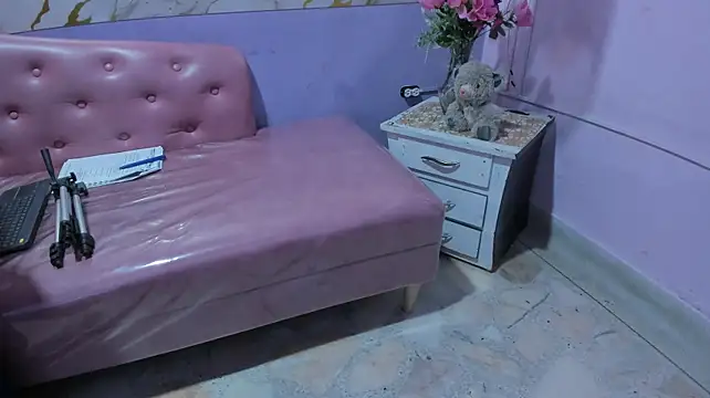 دردشة KikaDuque الجنسية المباشرة