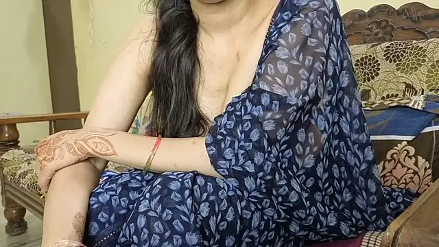 Sweet_seema live XXX chat