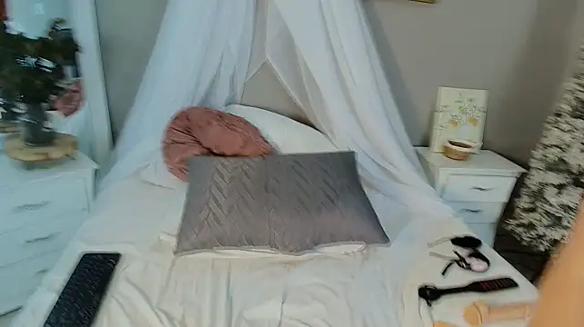 bloom_apple Chat XXX live