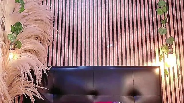 XXX chat uživo modela Hiddenhotcake