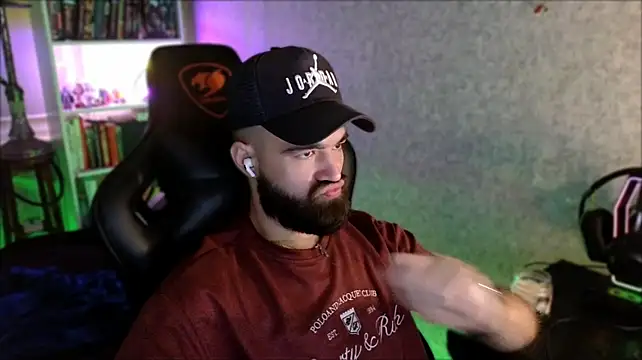 Živý XXX chat _Serious_Man