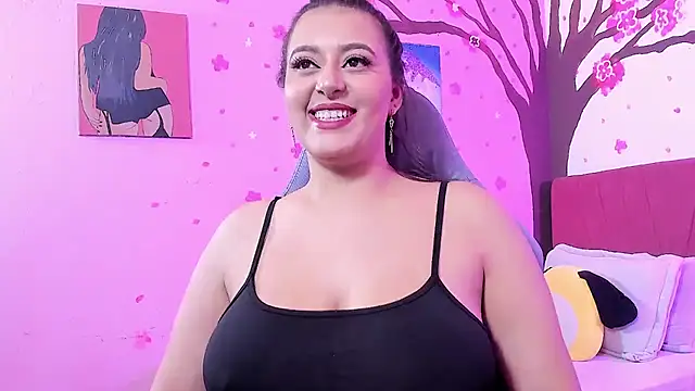 צ'אט XXX בשידור חי של LorenaStevens