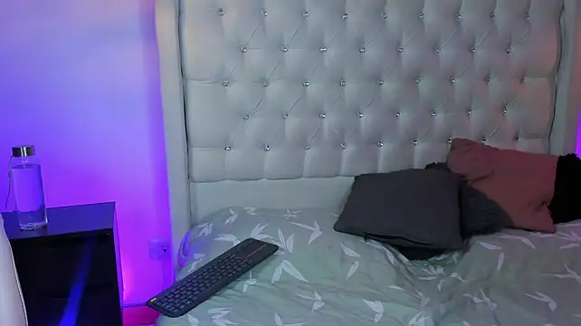 Quiinn_bx Live XXX Chat