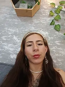 Mhelanny2's Live XXX Chat