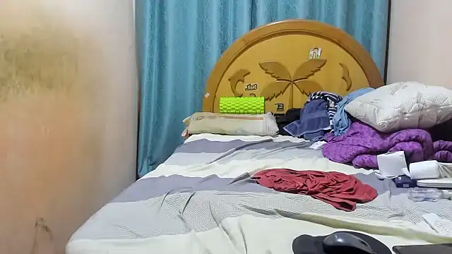 nakedlima Adlı Modelin Canlı XXX Sohbeti