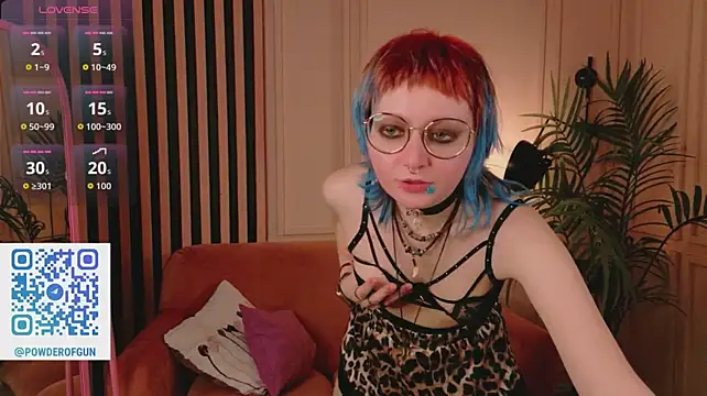 powderofgun's Live XXX Chat