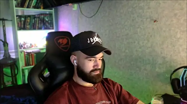 Živý XXX chat _Serious_Man