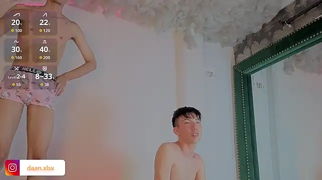 Živý XXX chat Adriann_voss