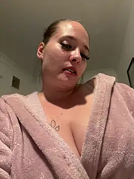 Poppylooloo Chat XXX in diretta
