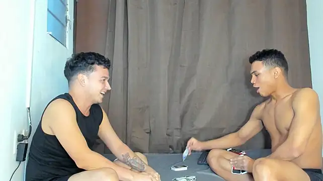 GoldenBoyDuo's Live XXX Chat