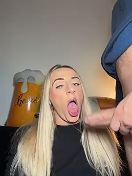 Strongqueen's Live XXX Chat