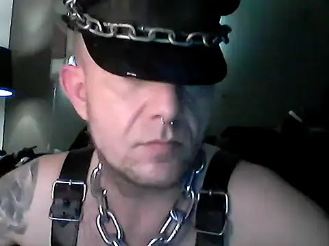 GabbondKinky élő XXX-chatje