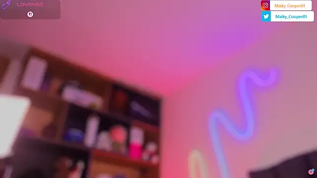 Živý XXX chat Maiky__Cooper01