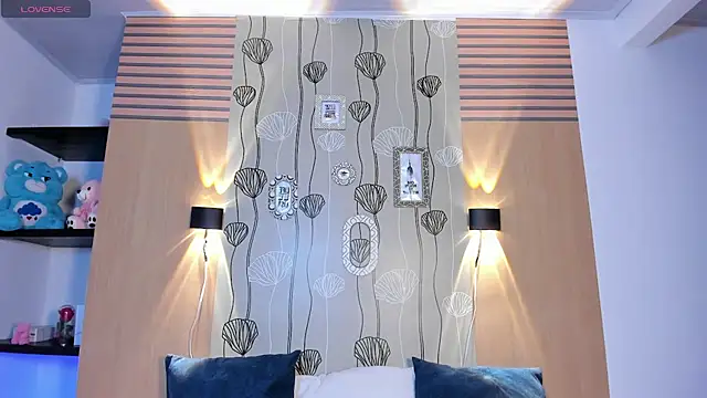 ashley-vega Adlı Modelin Canlı XXX Sohbeti
