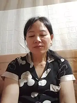 Kiss_love2n Live XXX chat