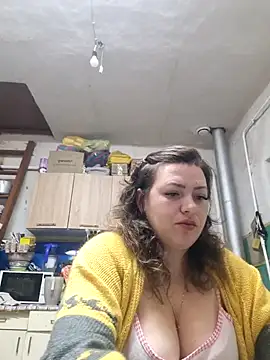 Jyleta XXX чат на живо