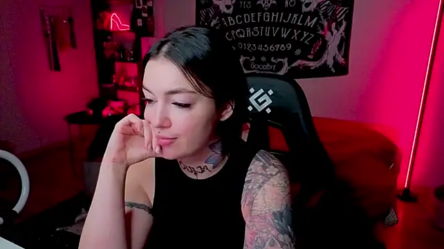 Czat XXX na żywo – Magic_Allie