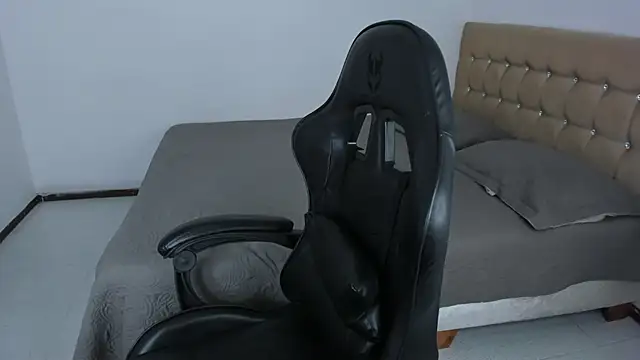 Czat XXX na żywo – EmmaGrace1999