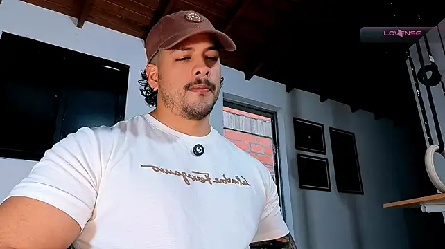 SilvaBranko's Live XXX Chat