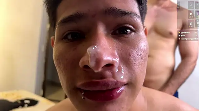 Chat XXX en directo de TeddyBear_07