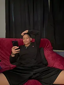 iktzx's Live XXX Chat