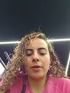 Chat XXX en directo de Sairy_