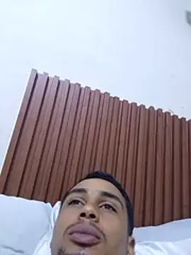 Jose0104n Live XXX chat