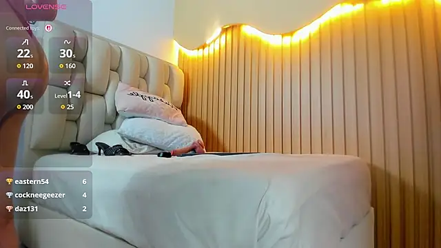 ISAPINK1 Chat XXX live