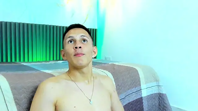 IzanArias Chat XXX live