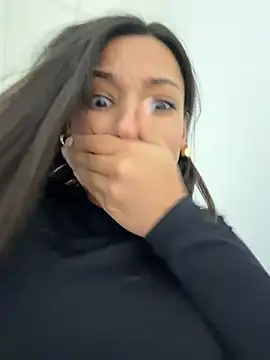 -_MiaQueen_-'s Webcam Show