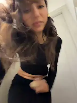 -_MiaQueen_-: вебкам-шоу